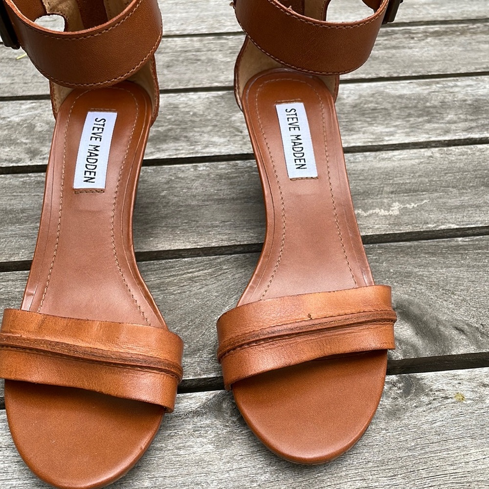 Steve Madden sandals